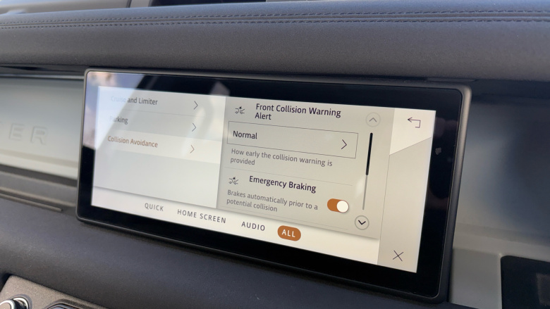 Land Rover Defender 3.0 D250 X-Dynamic S 110 5dr Auto Diesel Estate